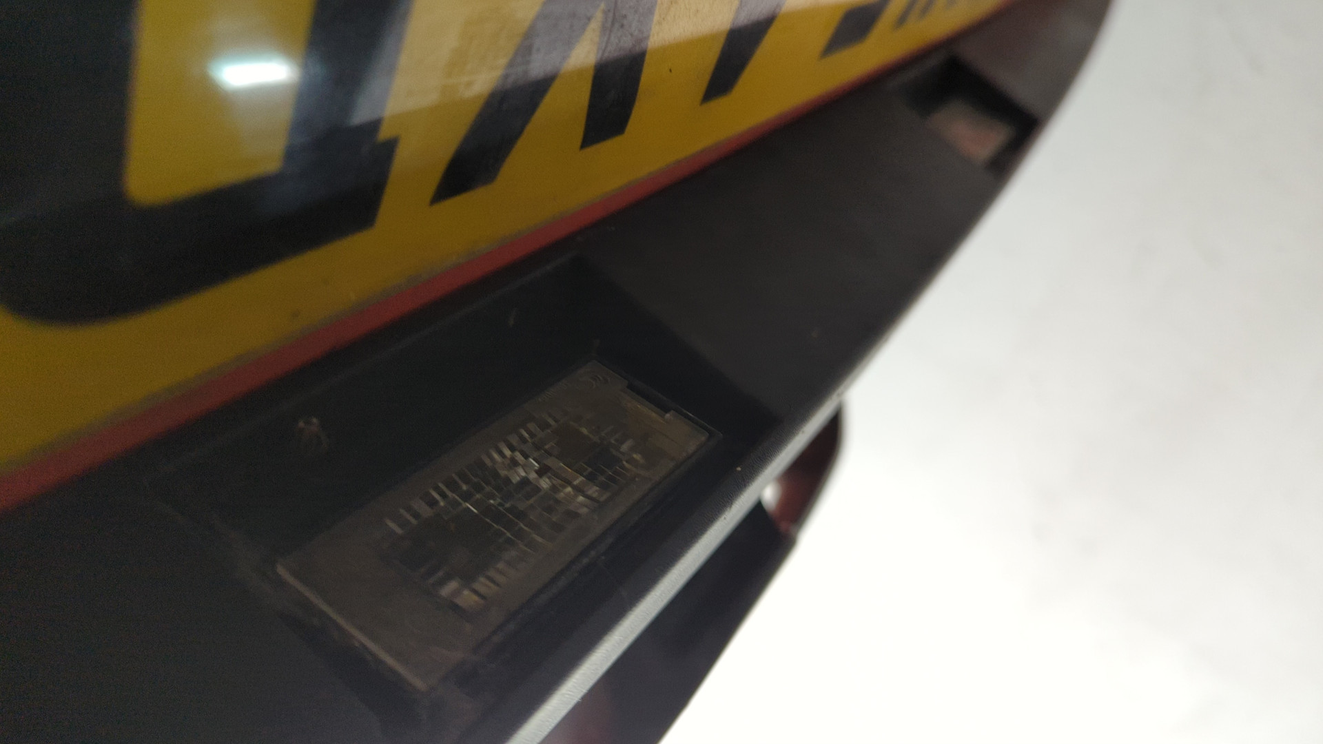 Дверь багажника