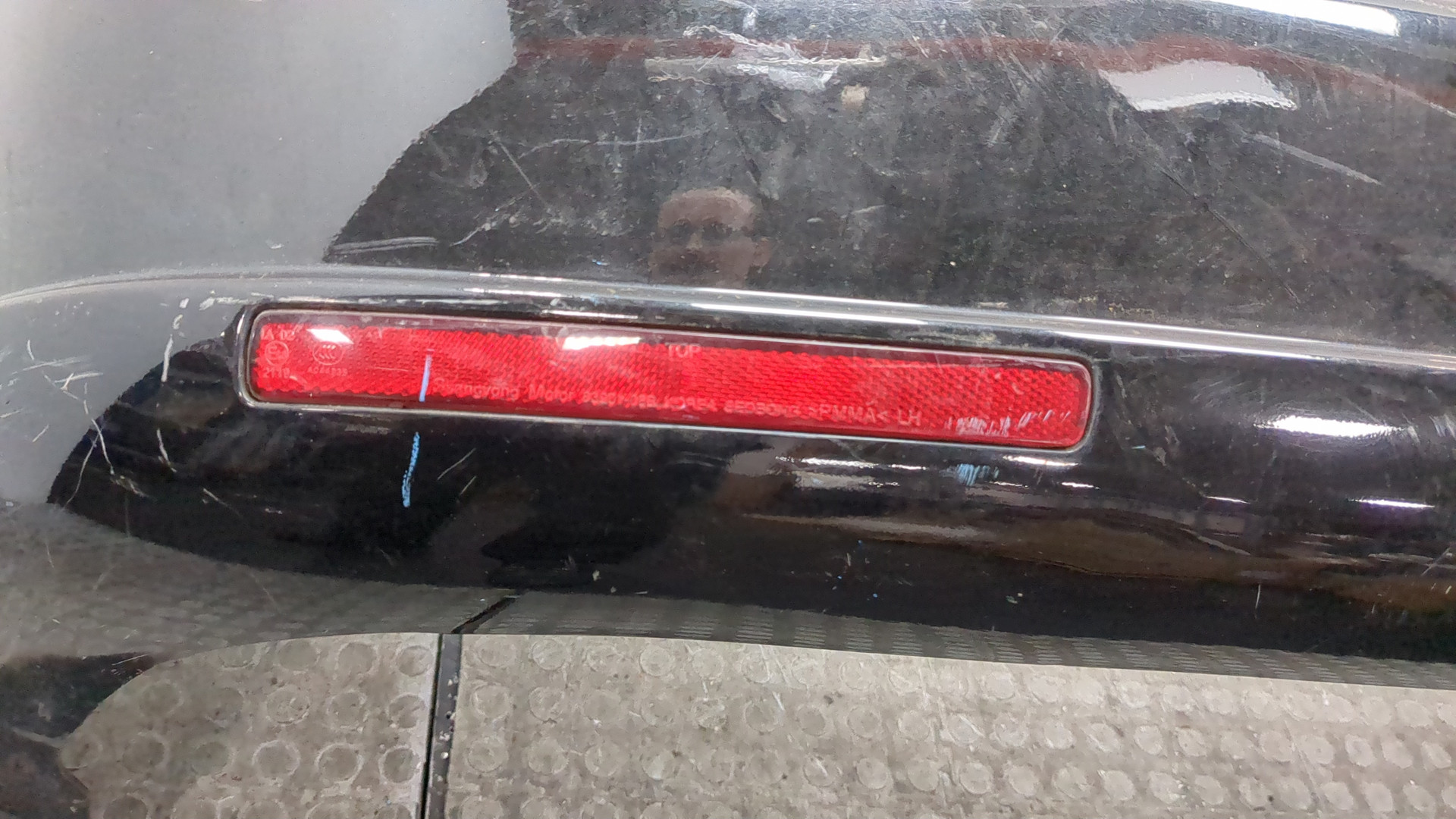 Бампер задний