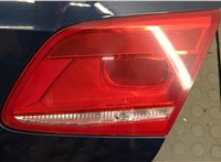  Кнопка открывания багажника с крышки Volkswagen Passat 7 2010-2015 Европа 11488879 #7
