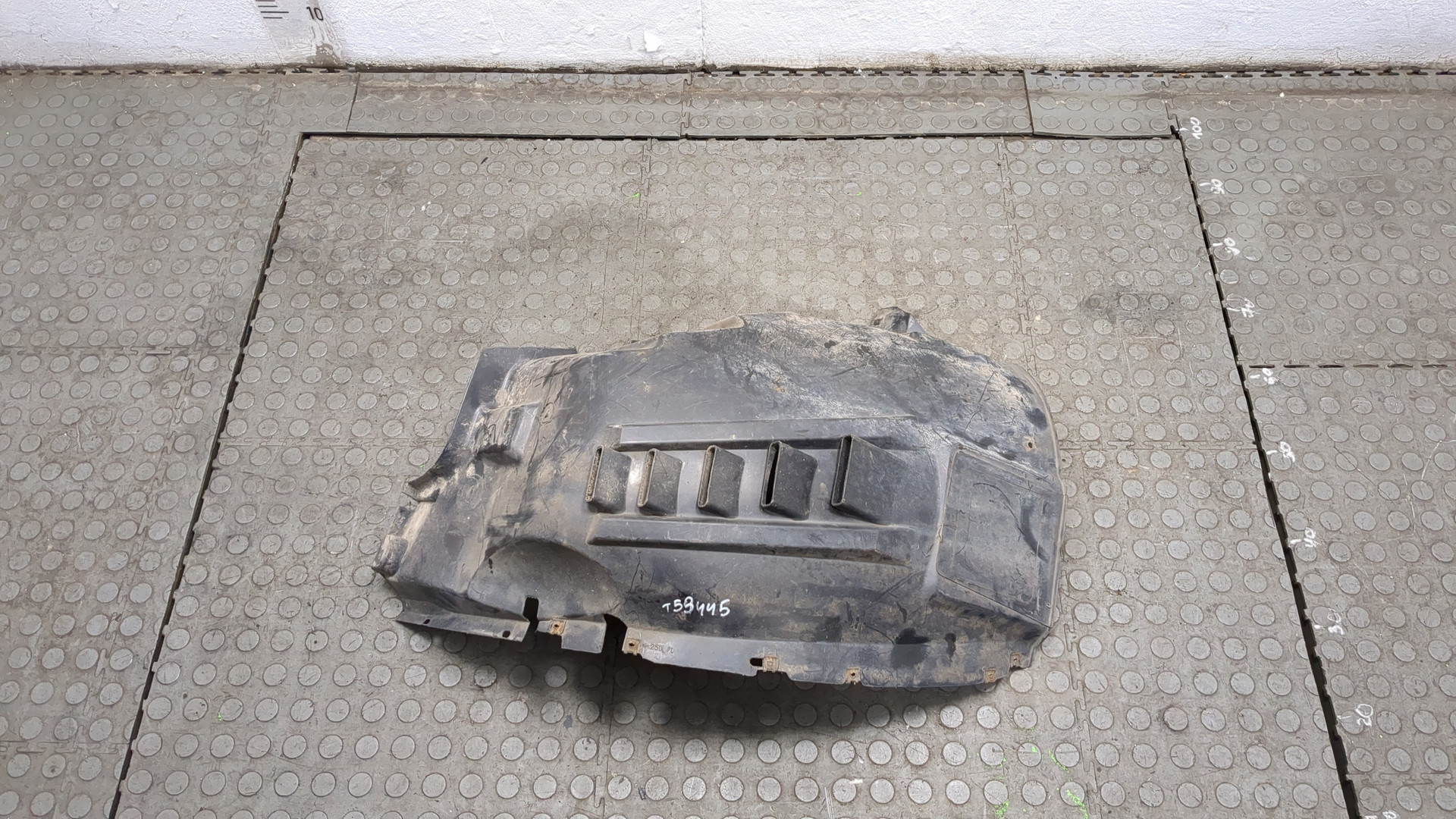 Локер передний правый