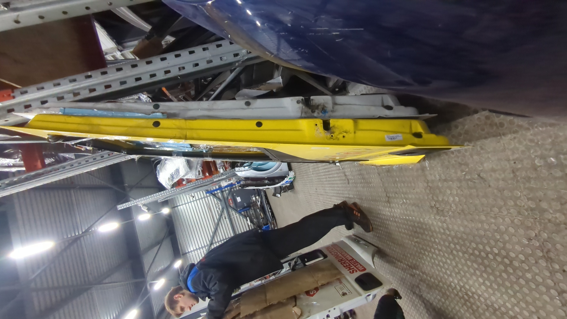 Дверь передняя левая