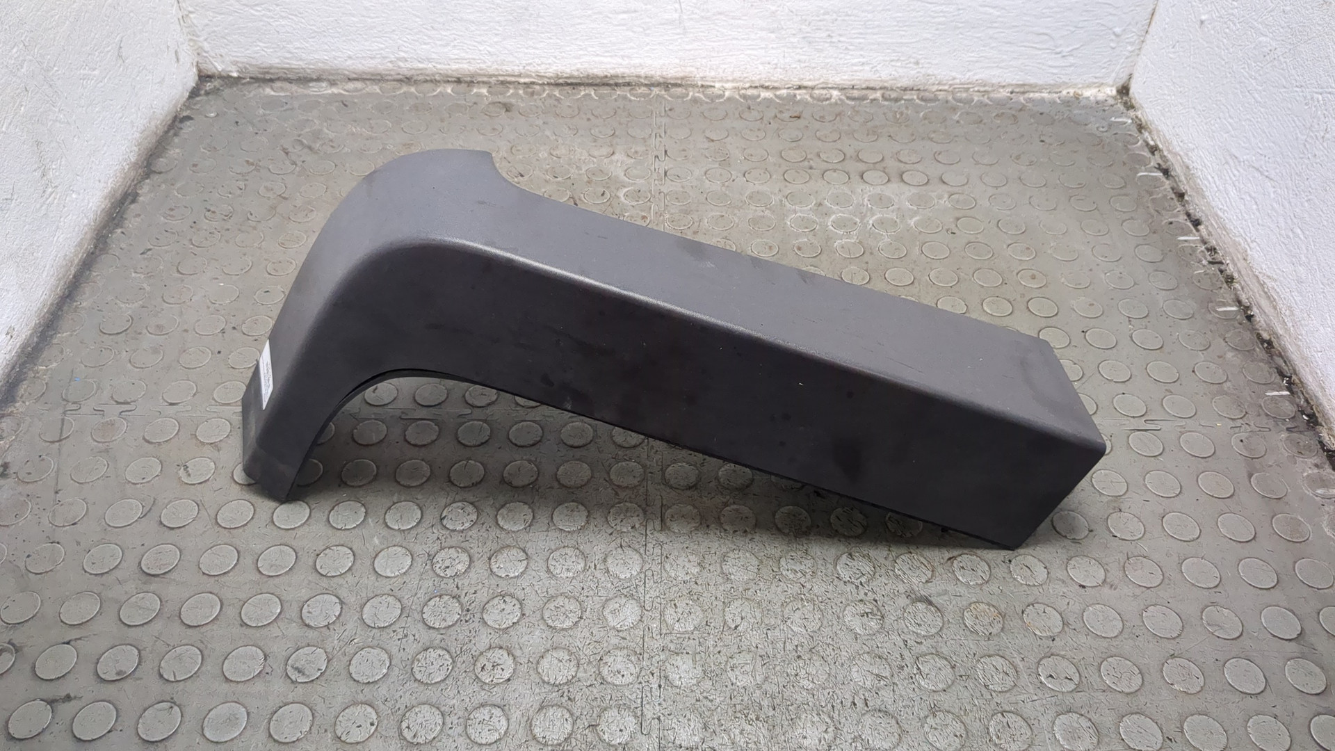 Обшивка багажника