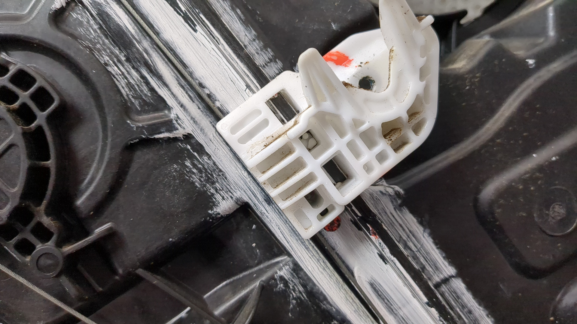 Стеклоподъемник электр. передний правый