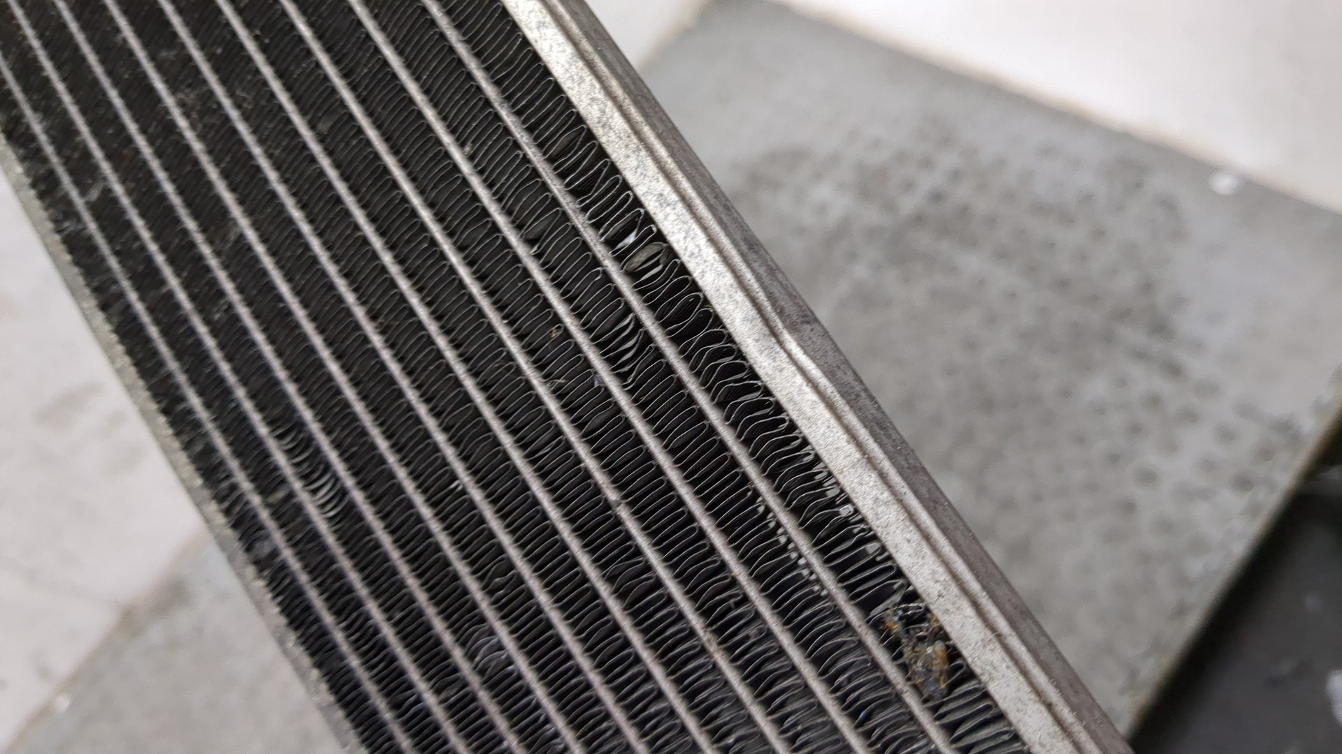 Радиатор охлаждения двигателя основной