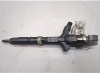 Форсунка топливная Toyota Corolla Verso 2002-2004 20583660 #1