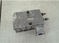  Корпус воздушного фильтра Ford Explorer 2001-2006 20584495 #1