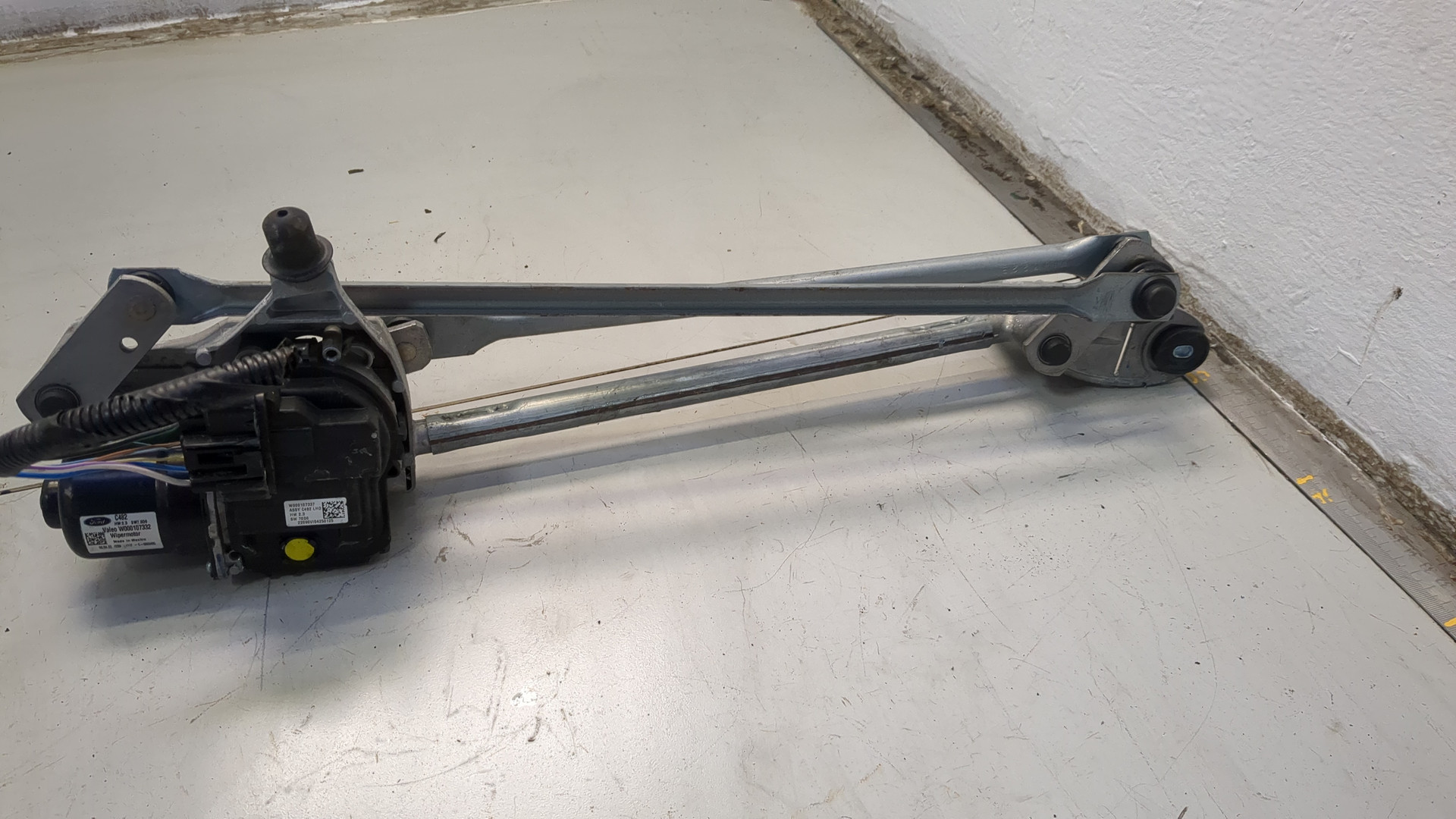 Трапеция стеклоочистителей