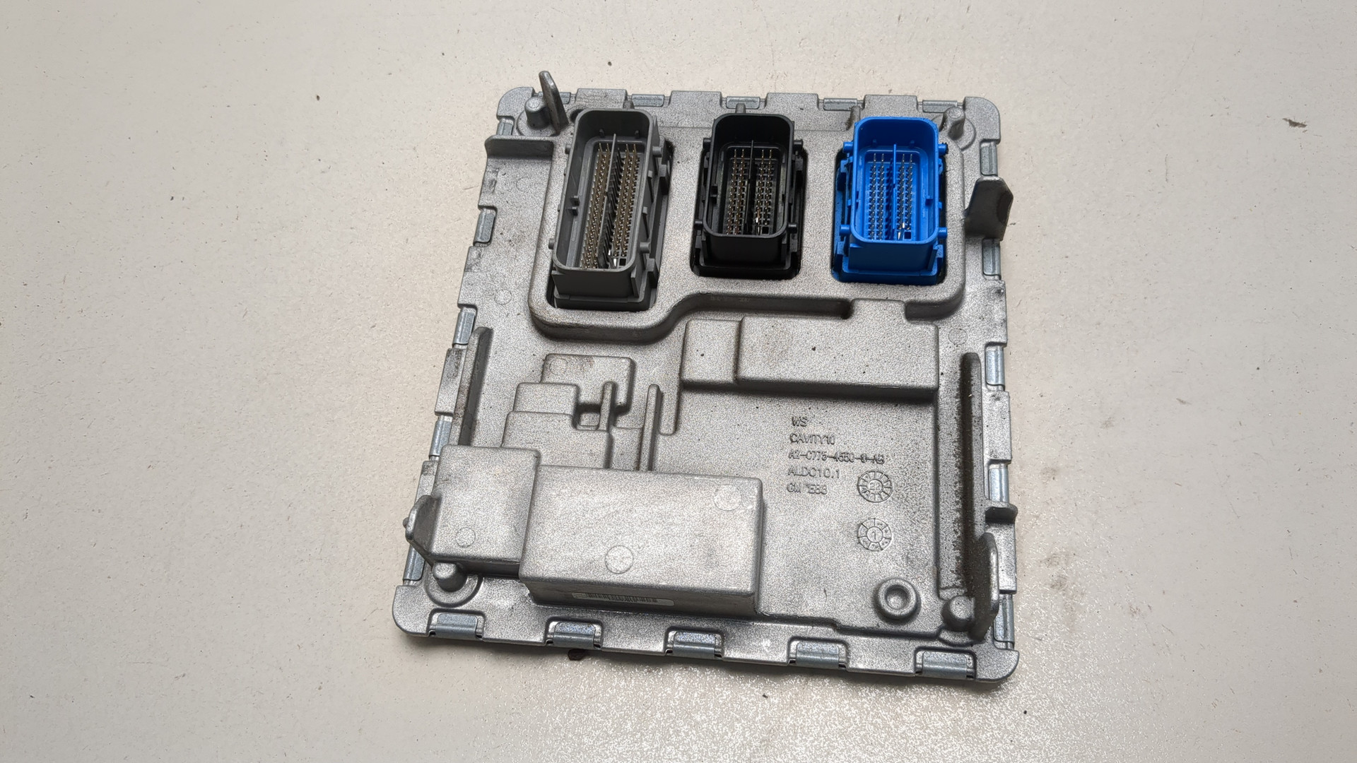 Блок управления двигателем