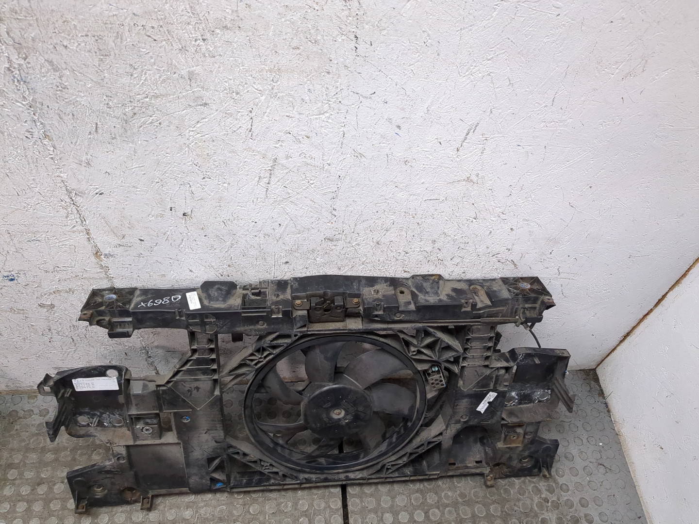 Панель передняя (телевизор)