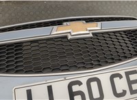  Заглушка (решетка) бампера Chevrolet Cruze 2009-2015 11494367 #2