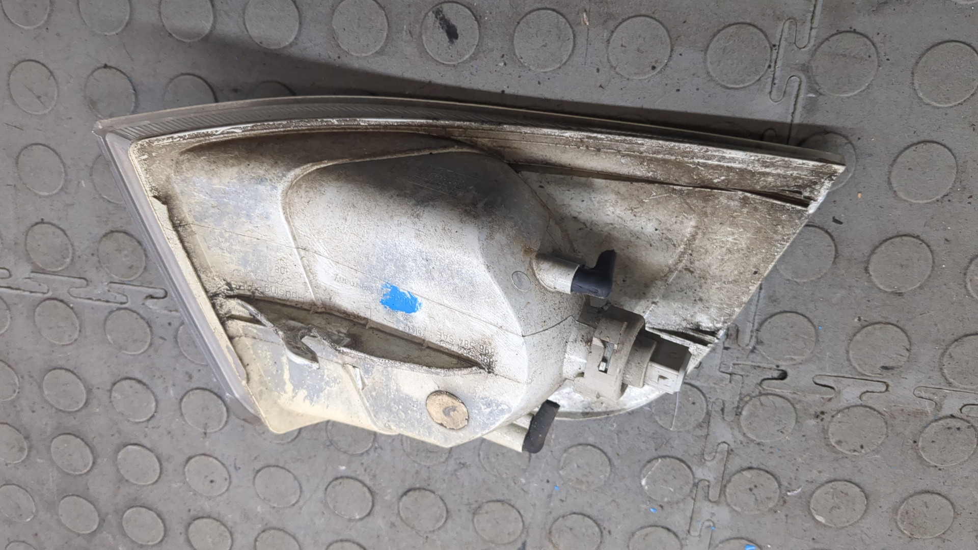 Повторитель на крыло левый