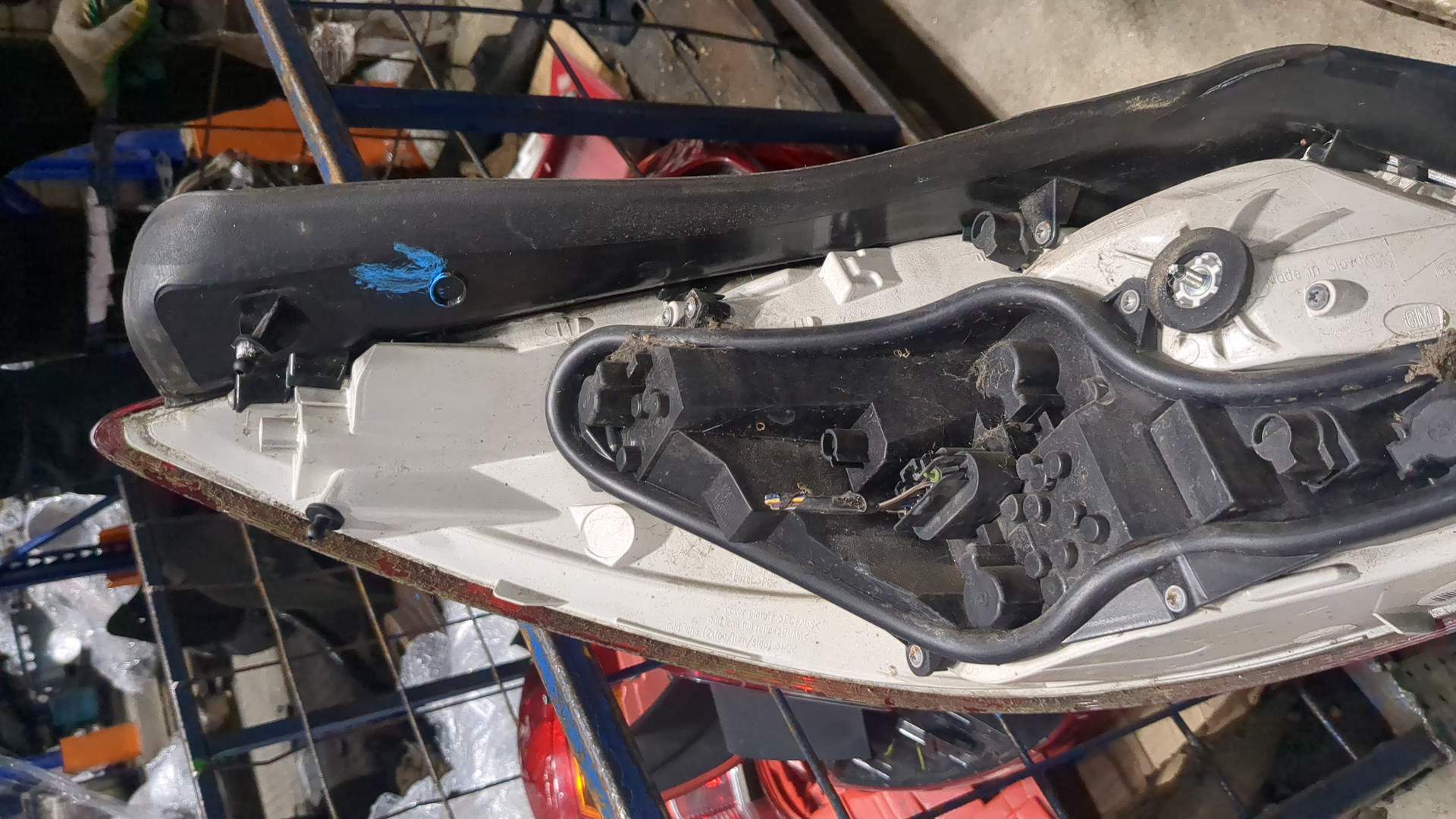 Фонарь задний правый