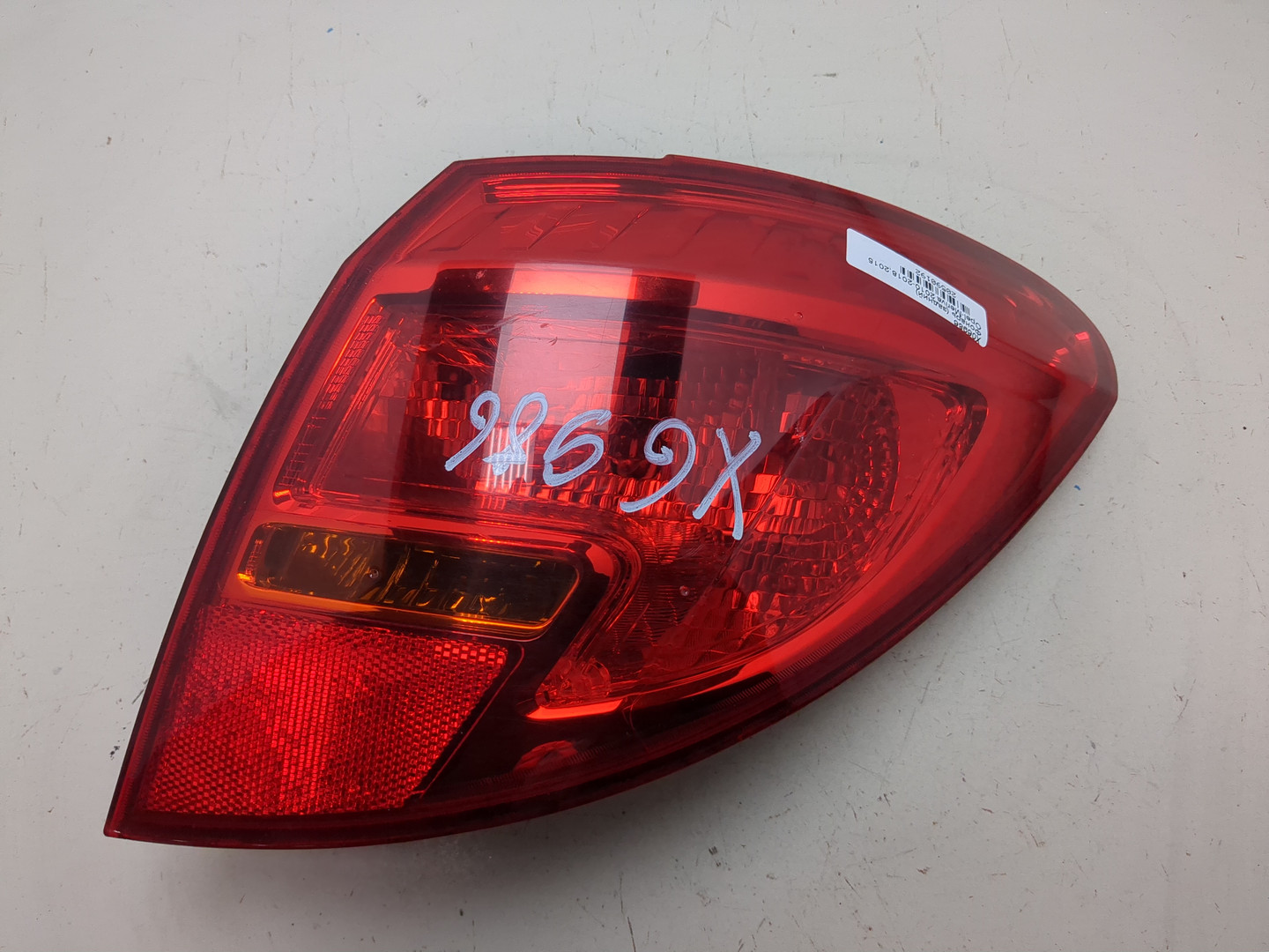 Фонарь задний левый