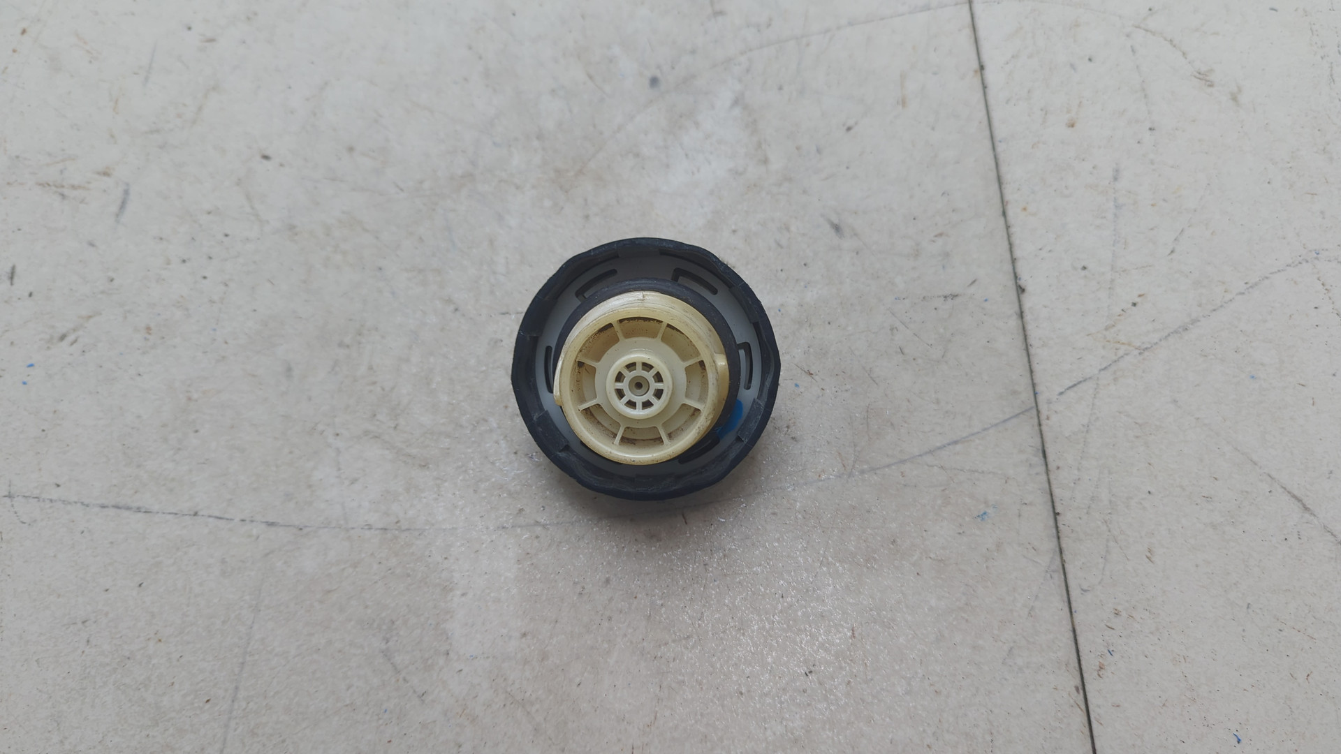 Крышка бензобака