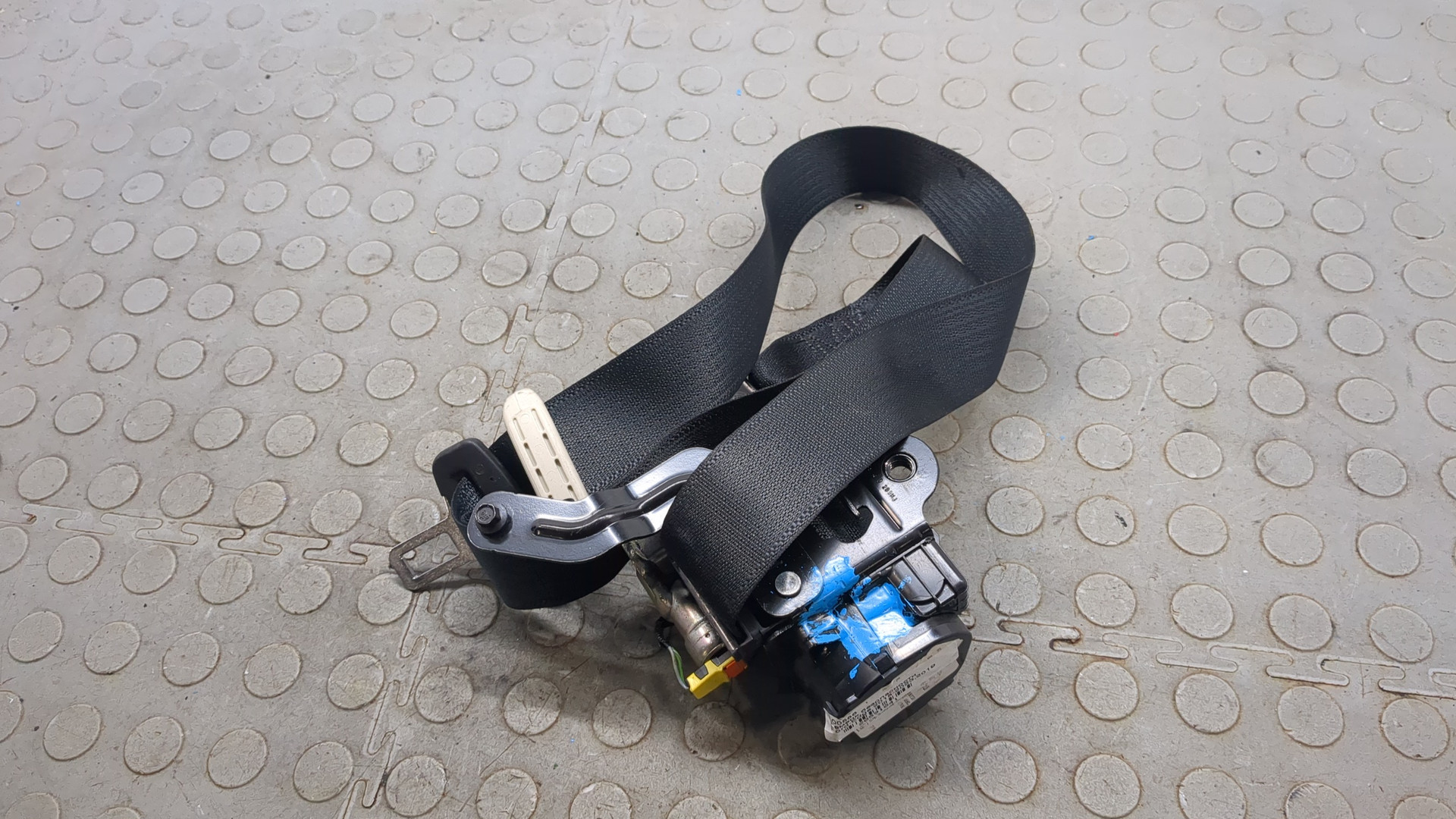 Ремень безопасности