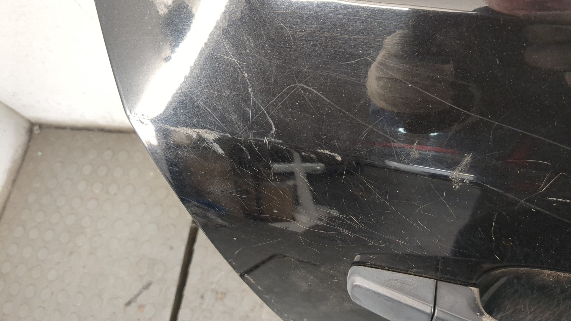 Дверь задняя правая