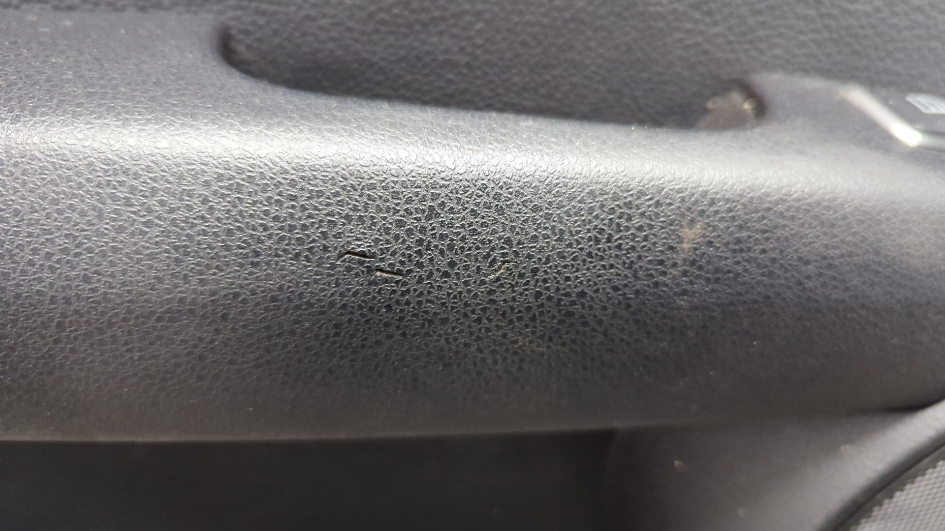 Дверь задняя левая