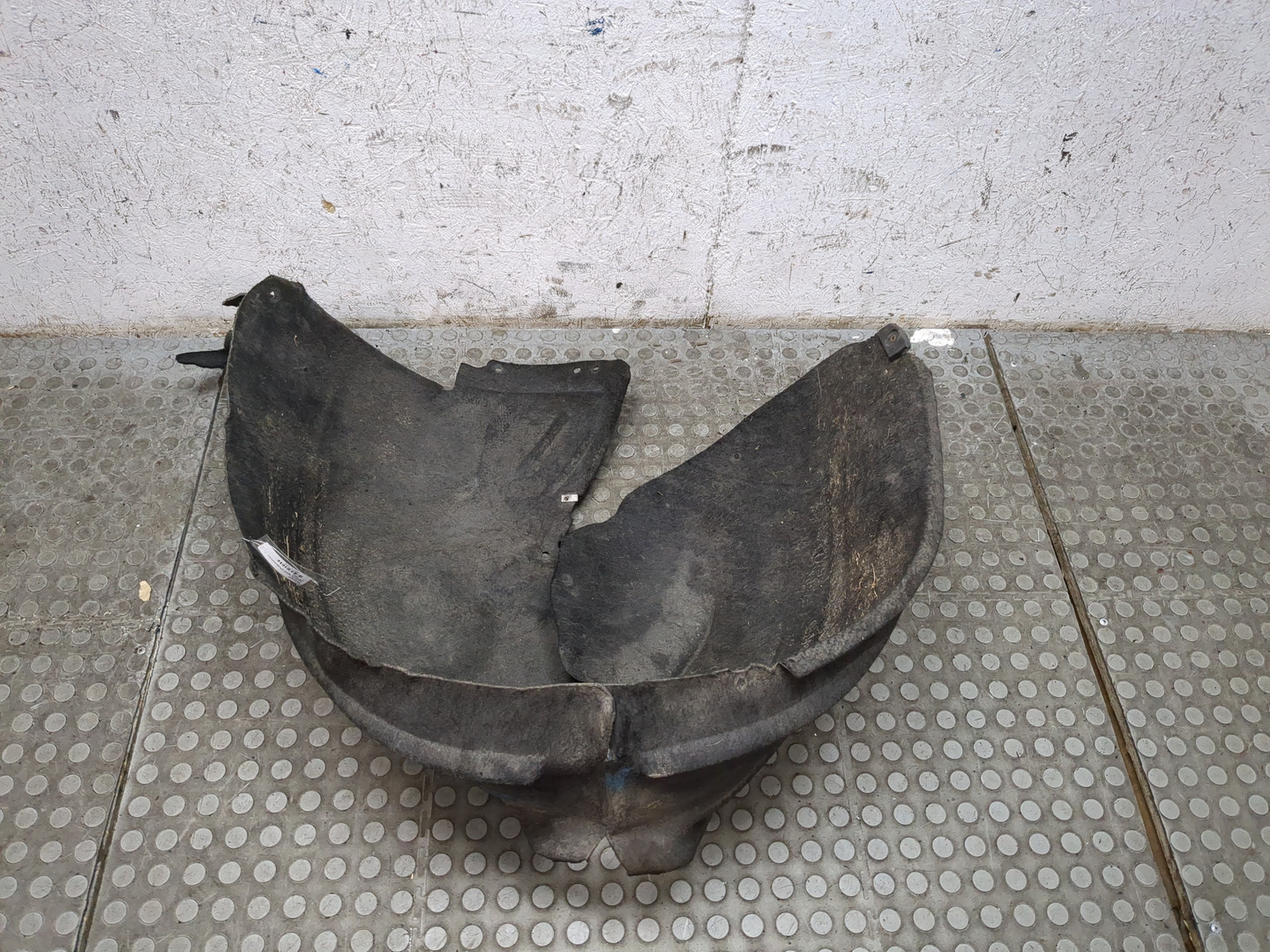 Локер передний правый