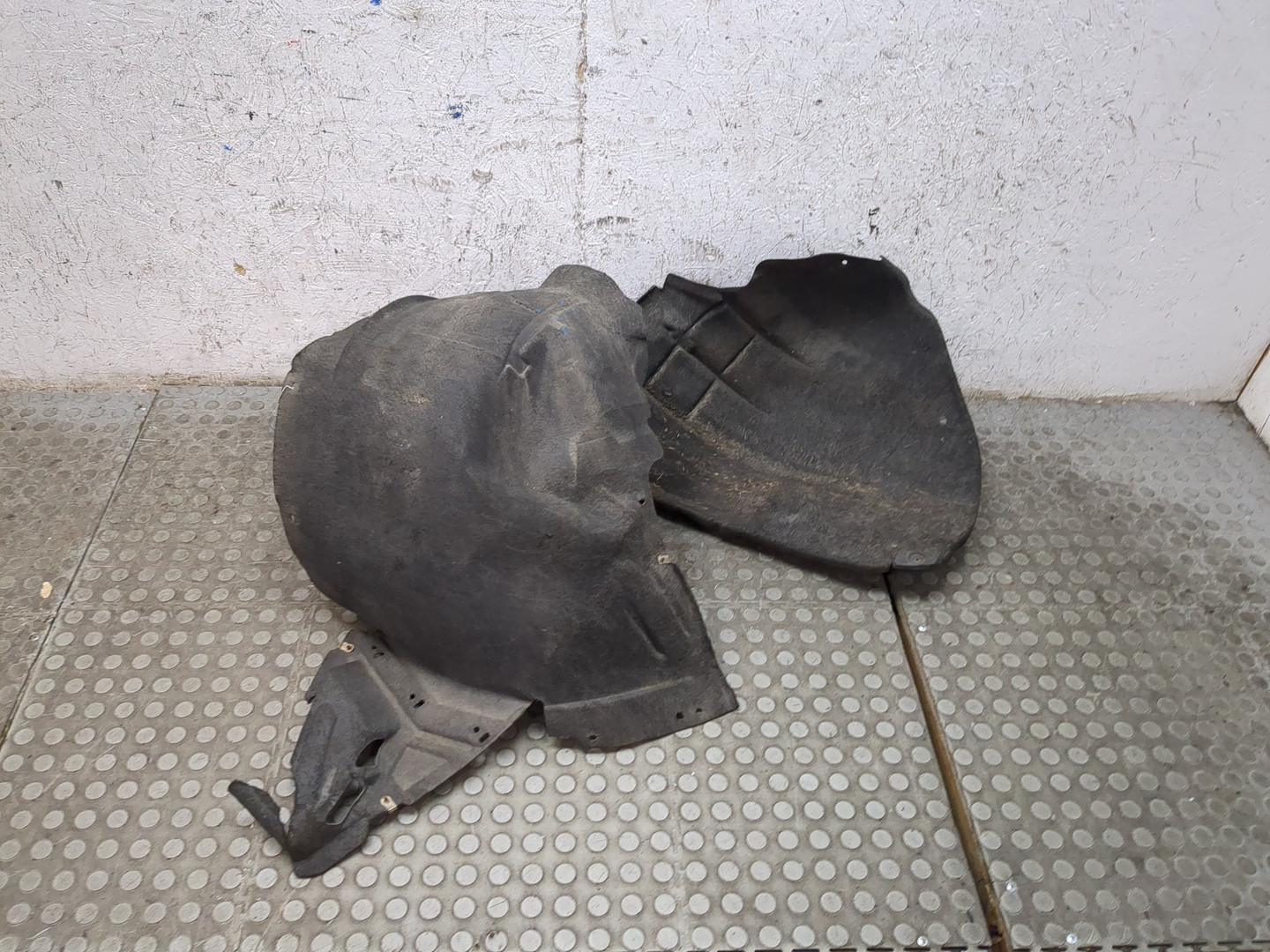 Локер передний правый