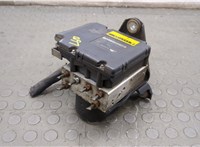  Блок АБС, насос (ABS, ESP, ASR) Toyota Sequoia 2000-2008 20593816 #1