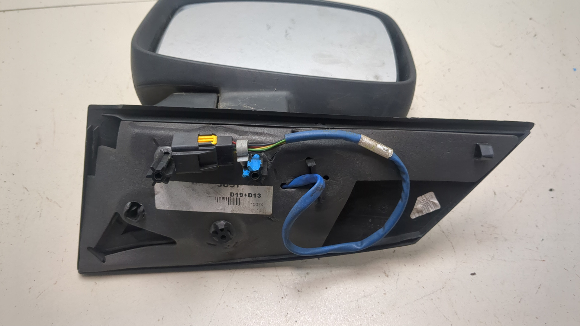 Зеркало левое электрическое