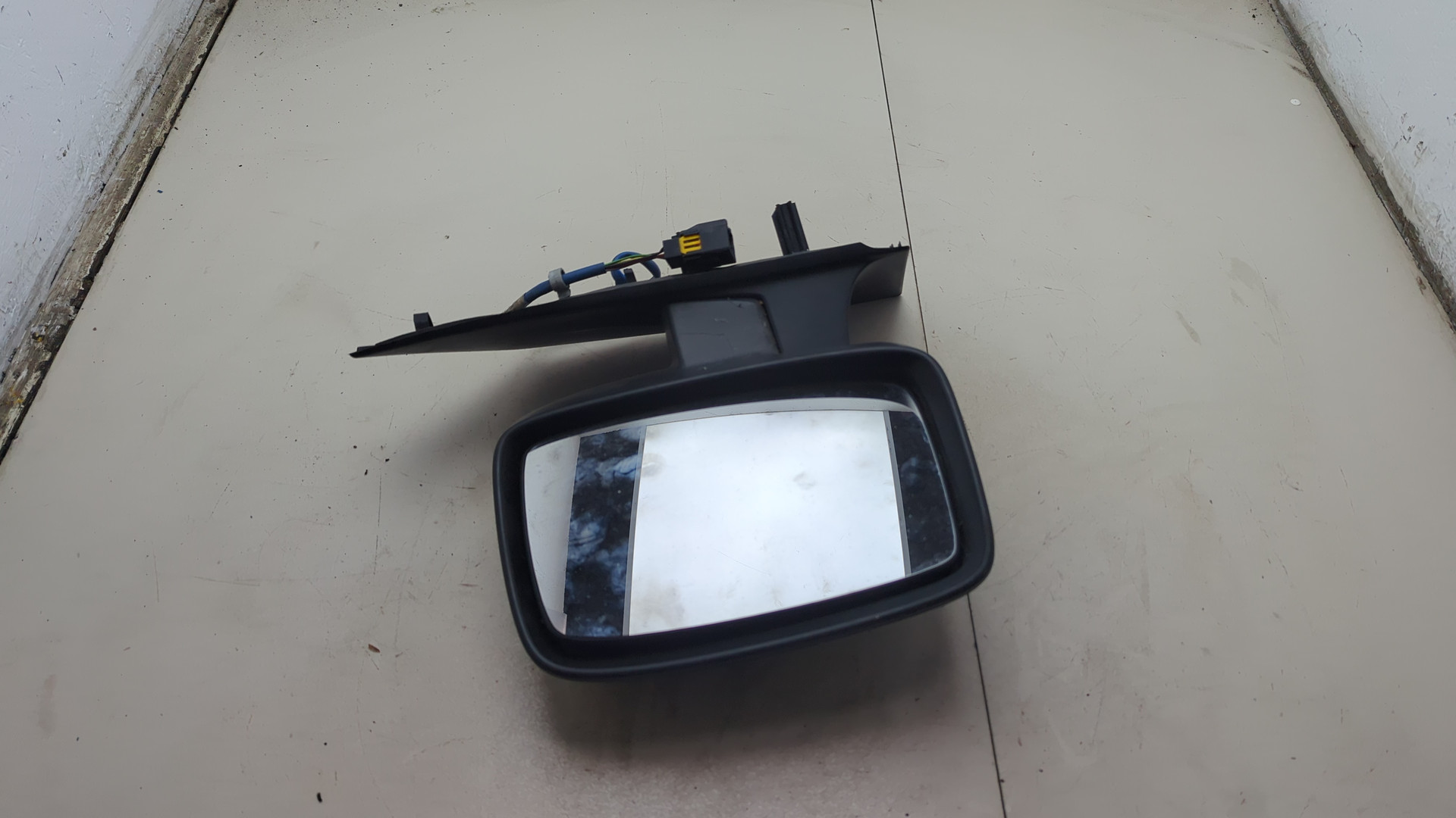 Зеркало левое электрическое