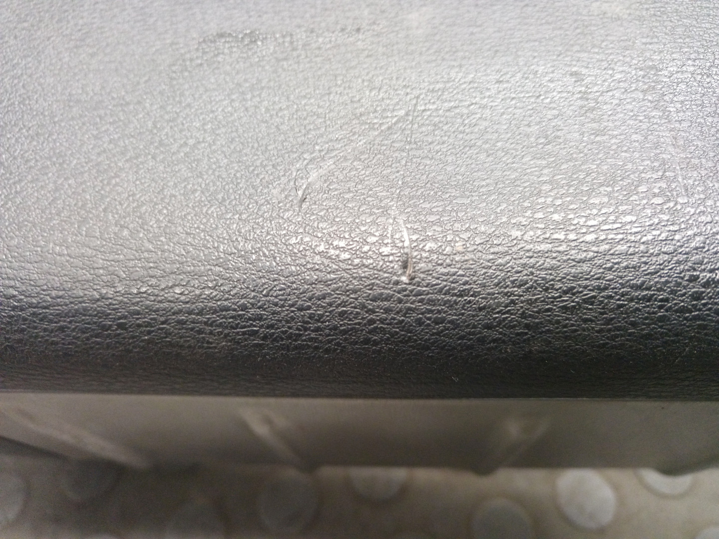 Обшивка багажника