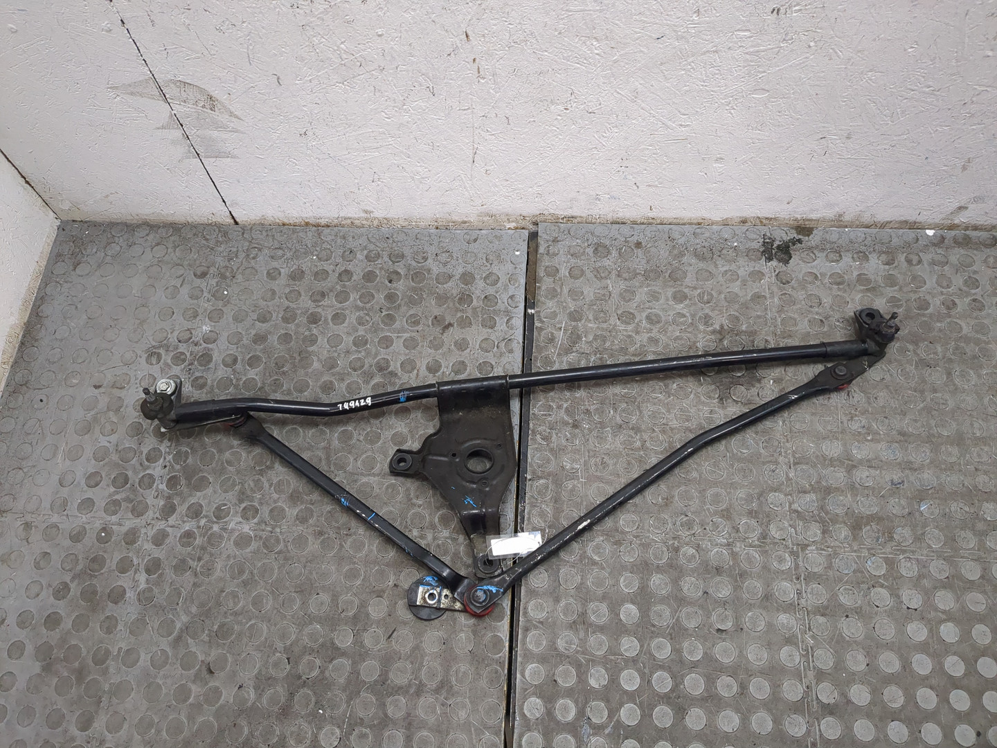 Трапеция стеклоочистителей