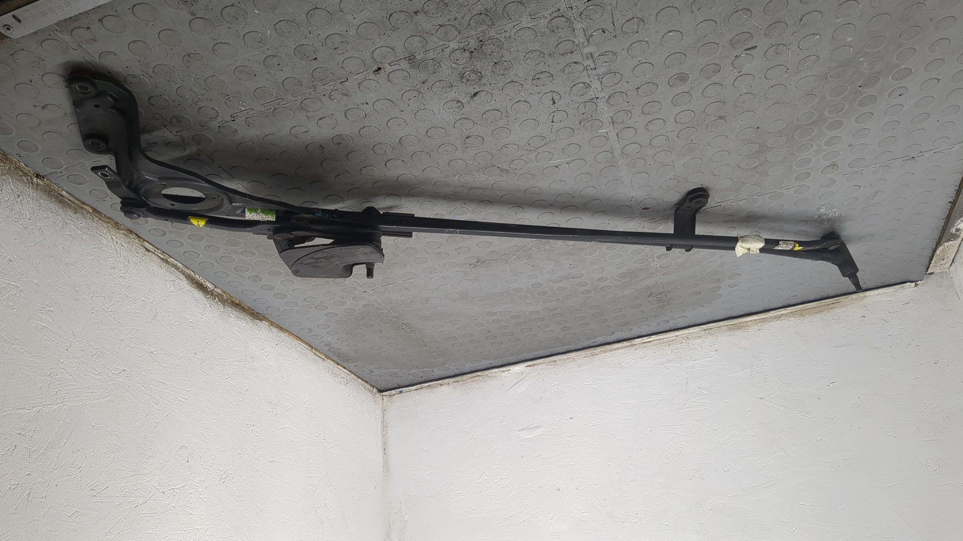 Трапеция стеклоочистителей