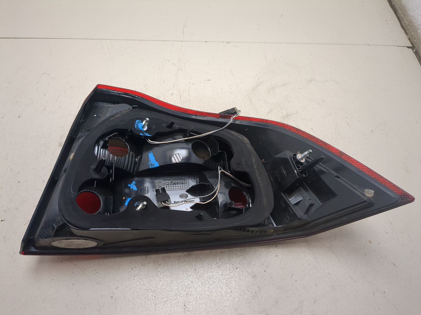 Фонарь задний левый