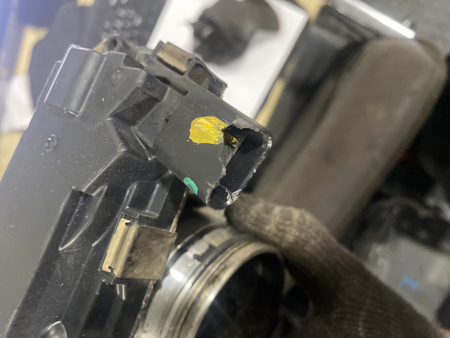 Заслонка дроссельная электрическая