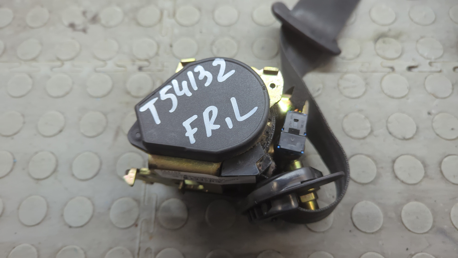 Ремень безопасности