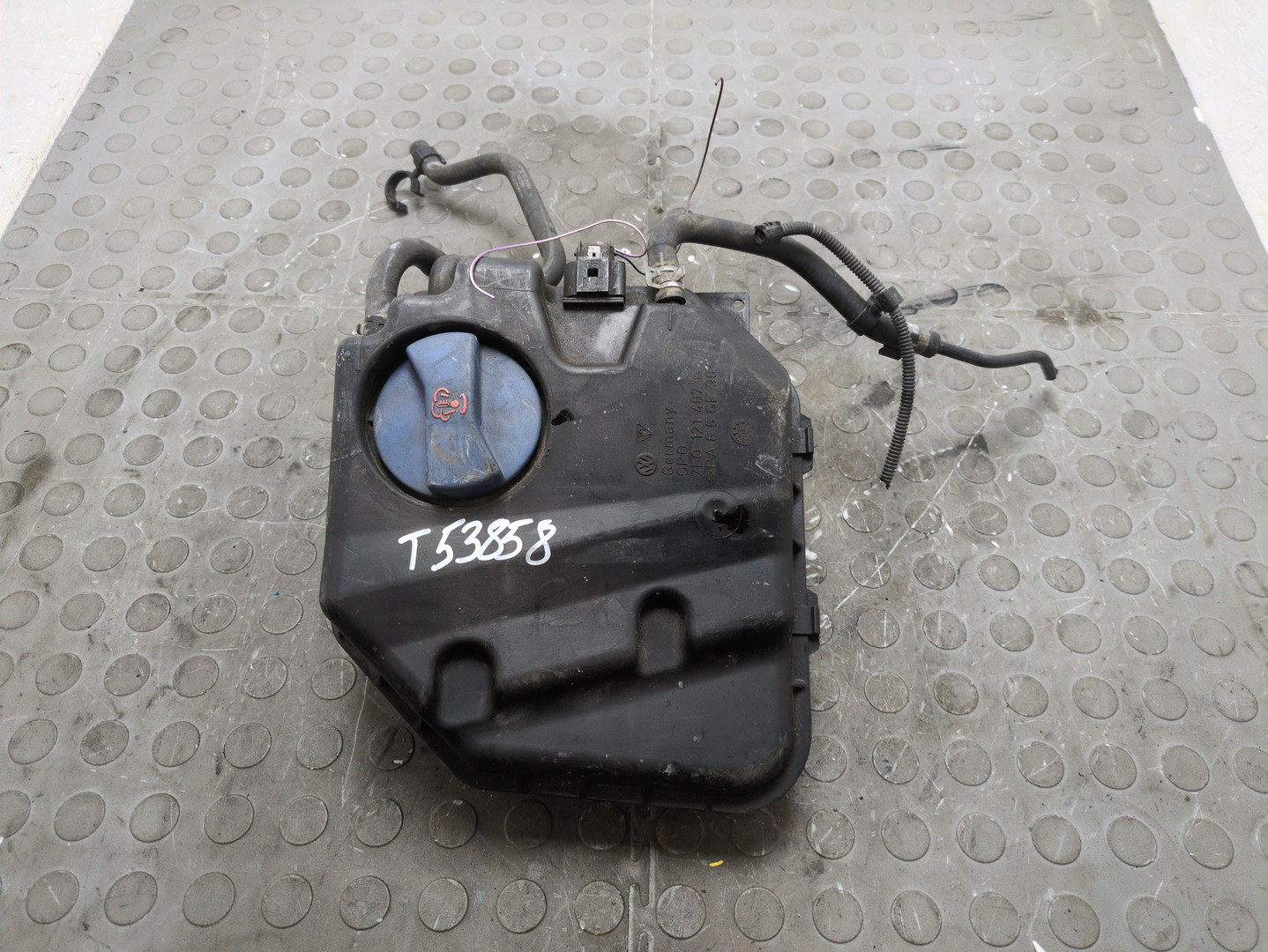 Бачок расширительный