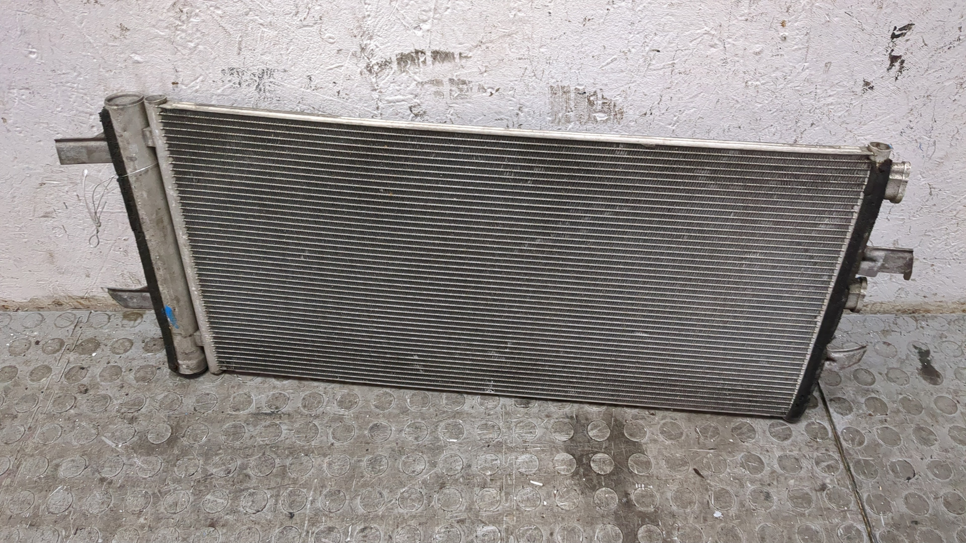 Радиатор кондиционера / конденсер