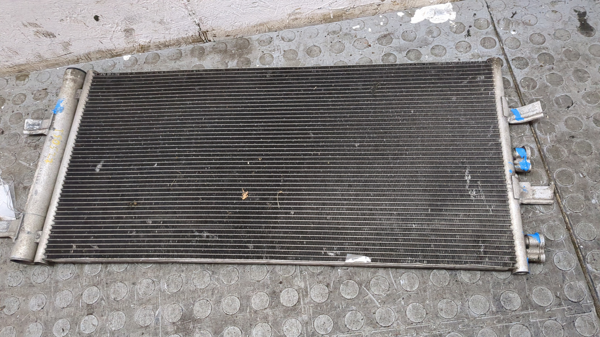 Радиатор кондиционера / конденсер