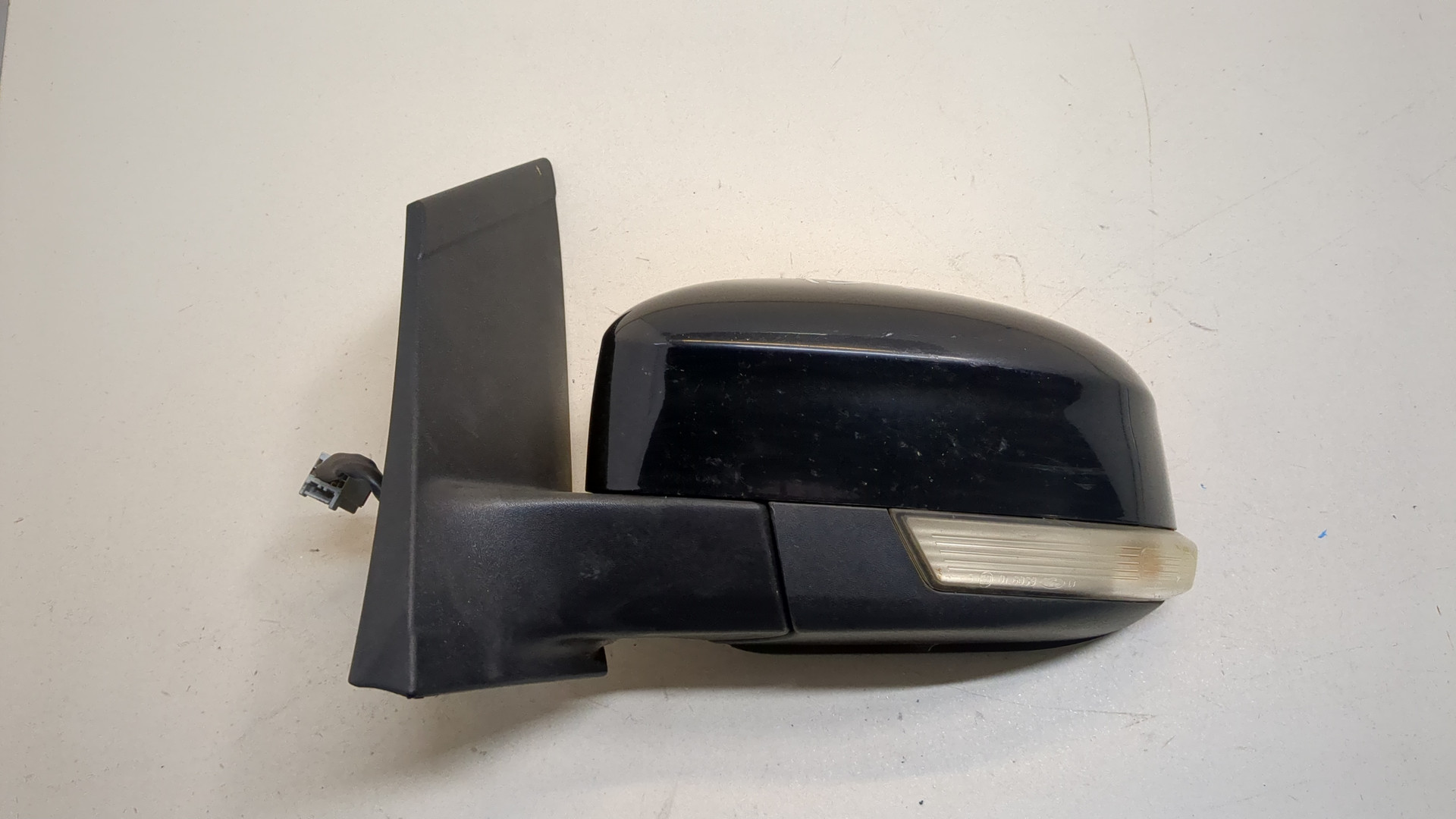 Зеркало левое электрическое