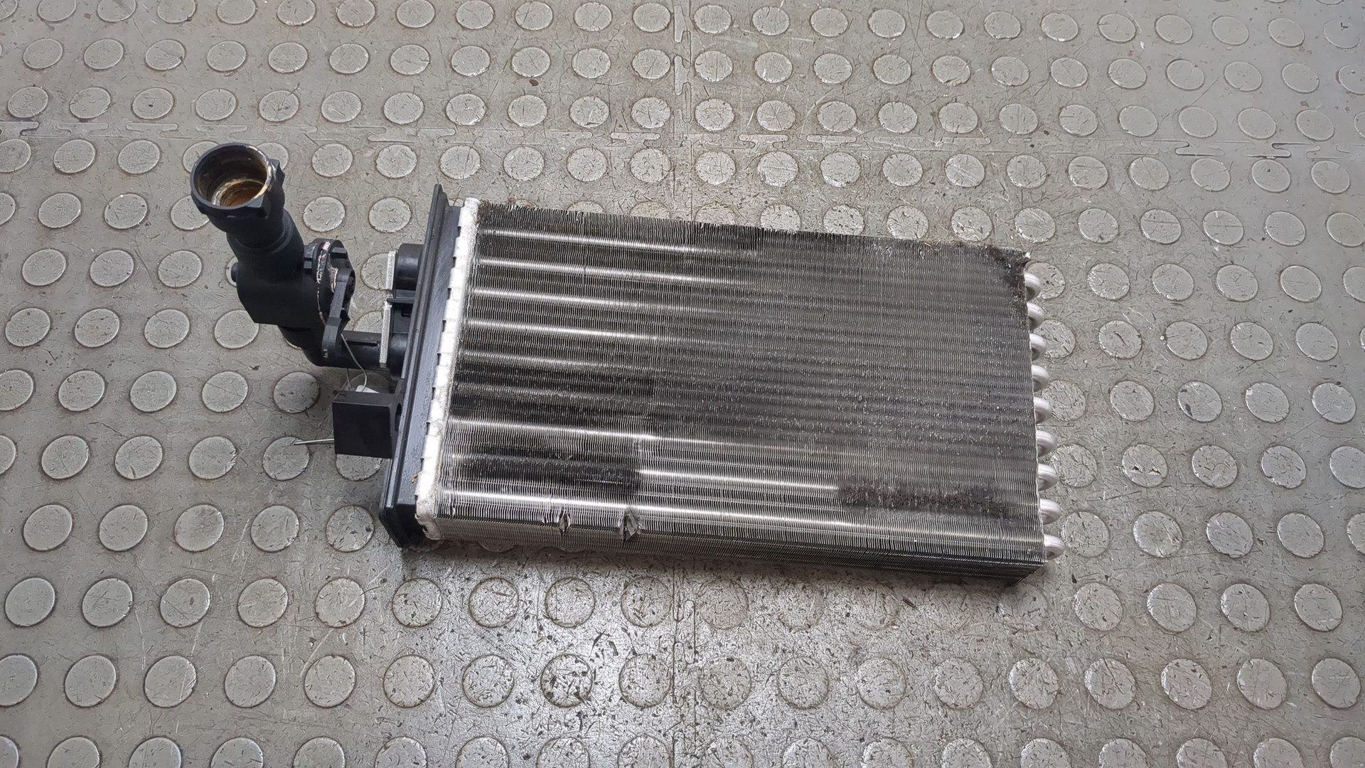 Радиатор отопителя