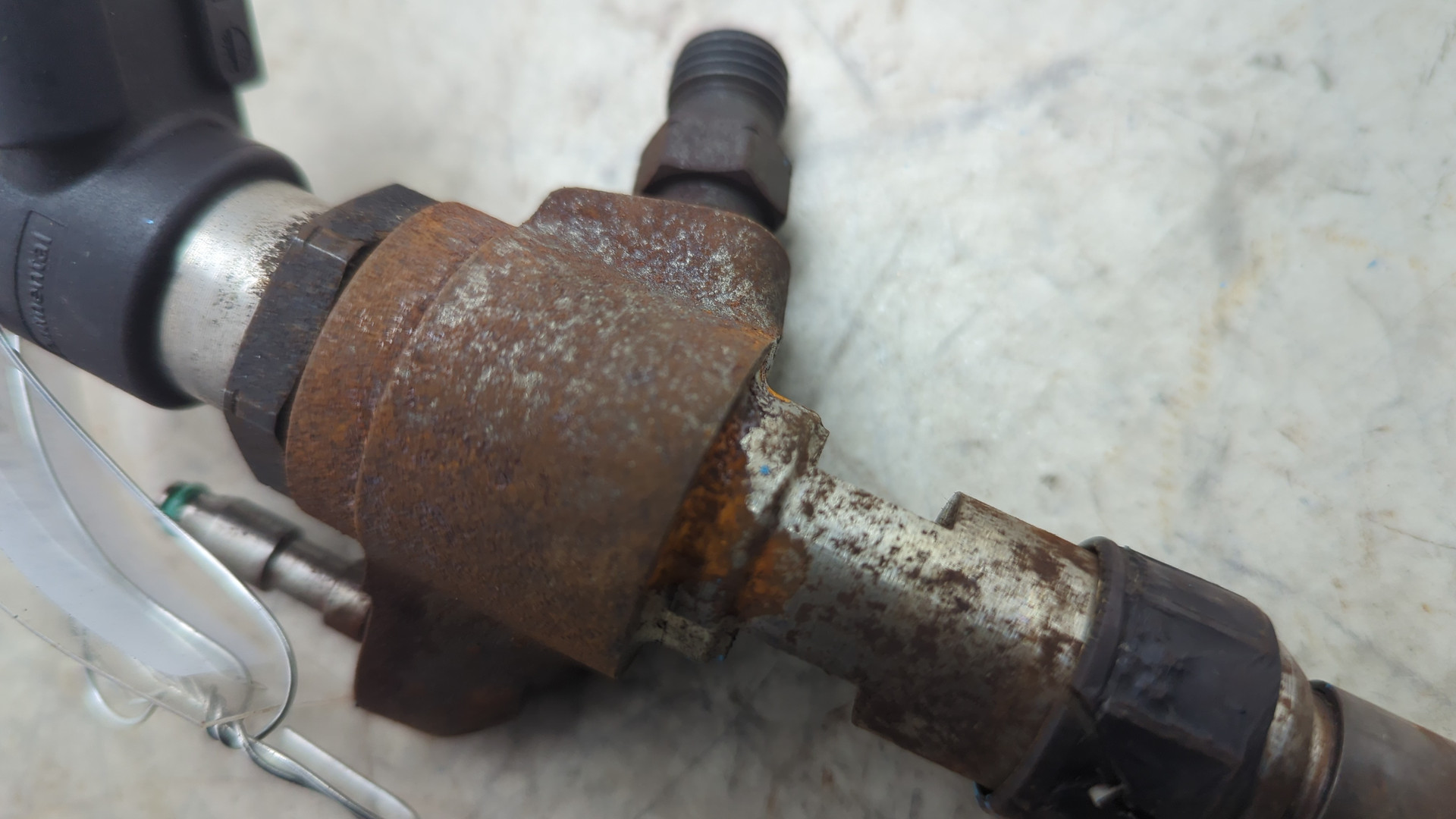 Форсунка дизельная электрическая