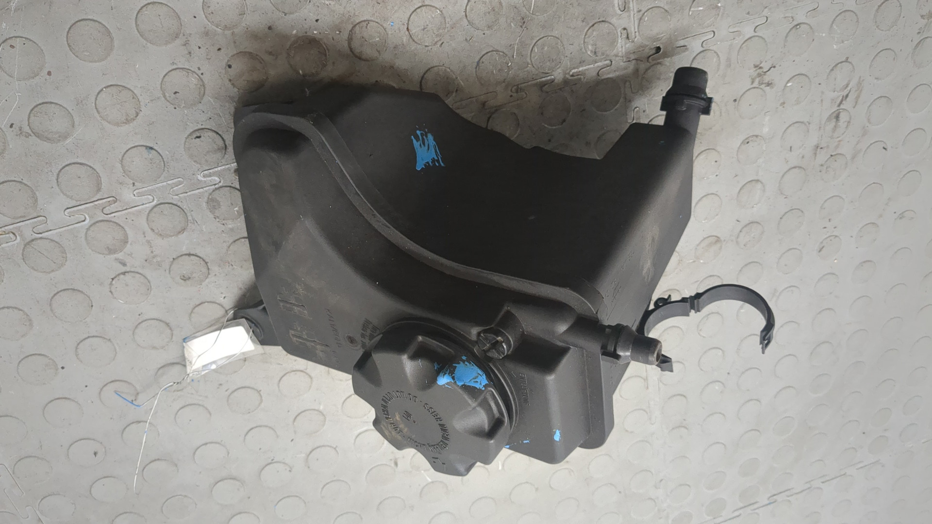 Бачок расширительный