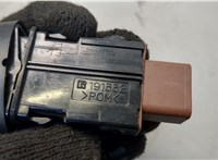  Кнопка обогрева сидений Toyota Sequoia 2000-2008 20600759 #3