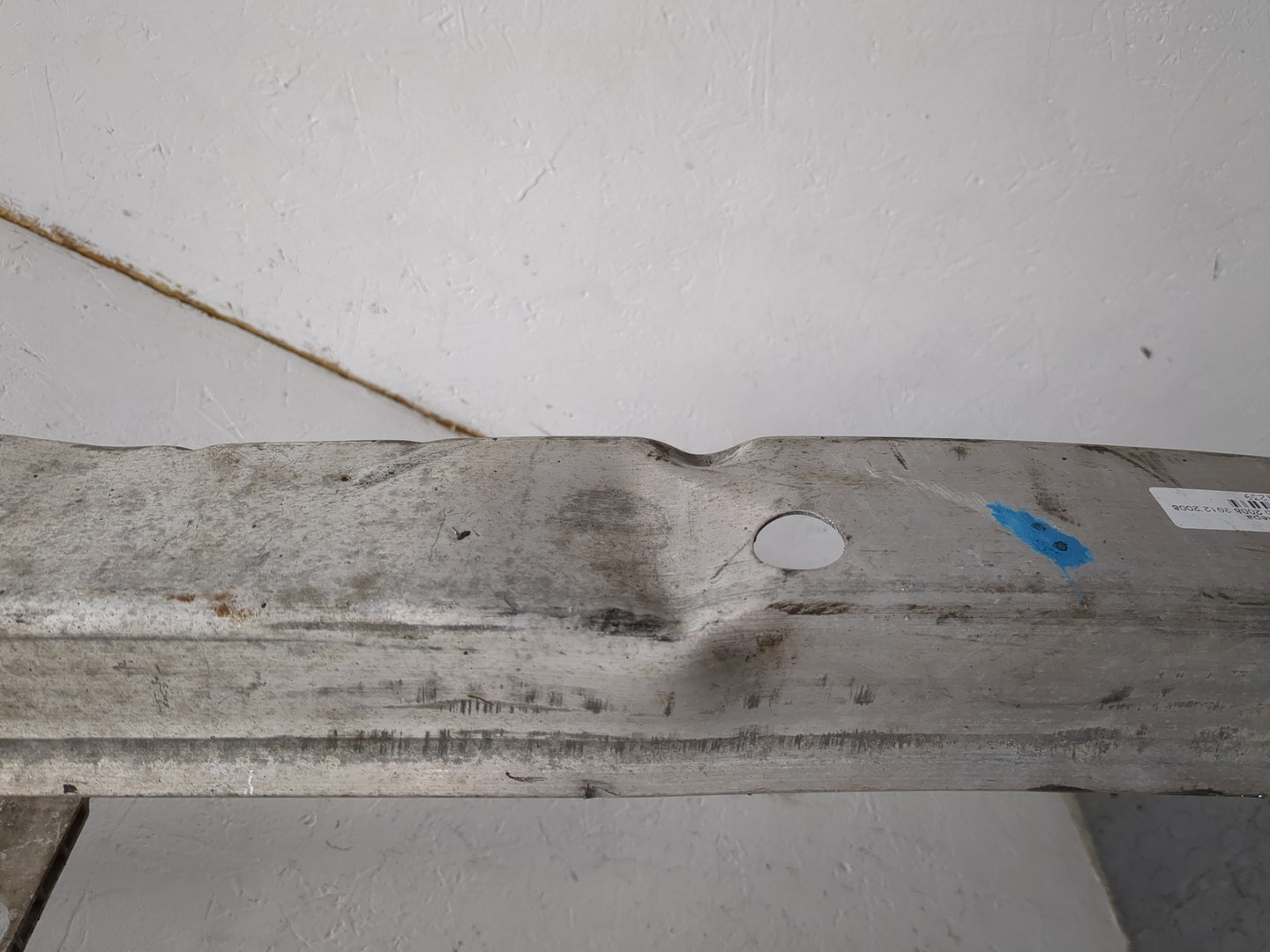 Усилитель заднего бампера