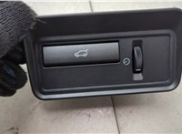  Кнопка открывания багажника салонная Land Rover Range Rover Evoque 2011-2018 20601351 #2