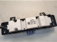 275111LK0A Переключатель отопителя (печки) Infiniti QX56 2010-2013 20601925 #2