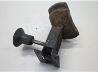  Кронштейн запасного колеса Toyota Sequoia 2000-2008 20602272 #3