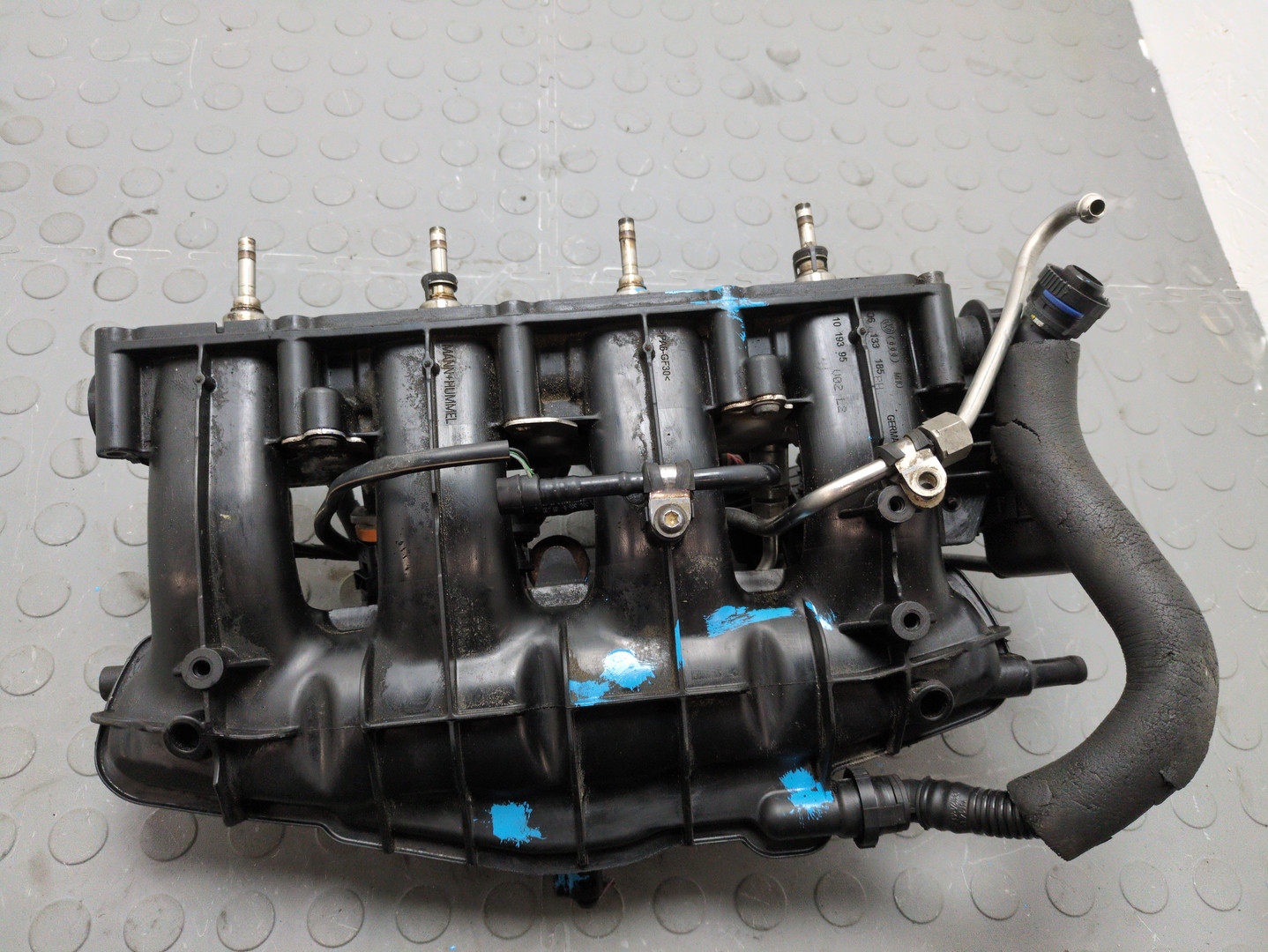 Коллектор впускной