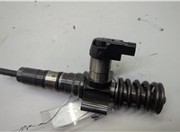  Форсунка топливная Volkswagen Passat 6 2005-2010 20603996 #1