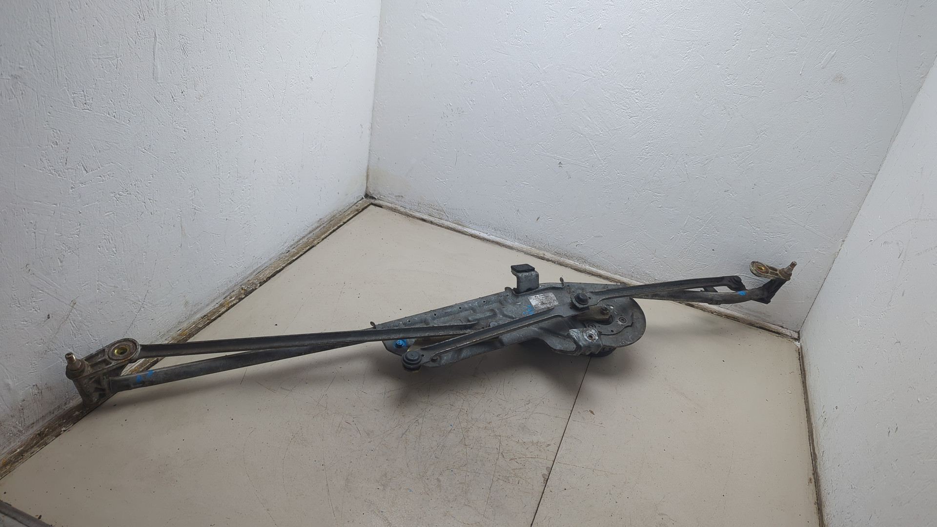 Трапеция стеклоочистителей