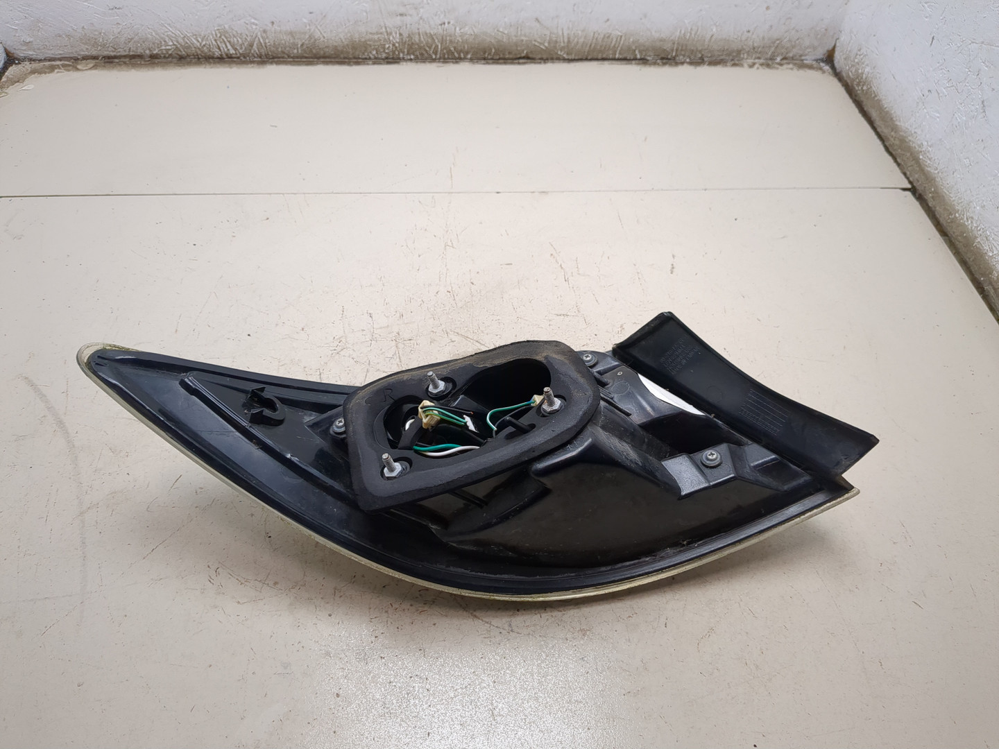 Фонарь задний правый