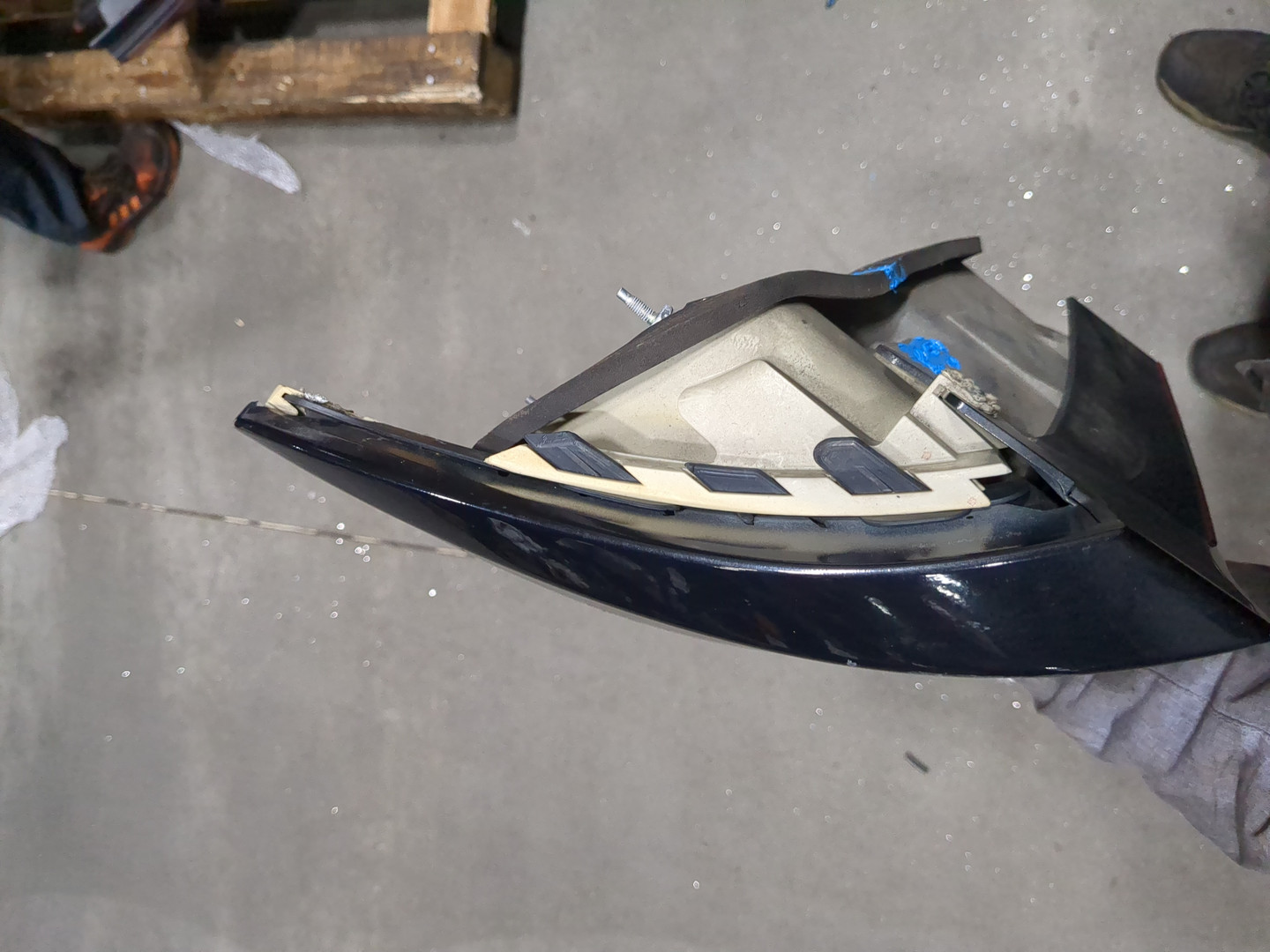 Фонарь задний левый