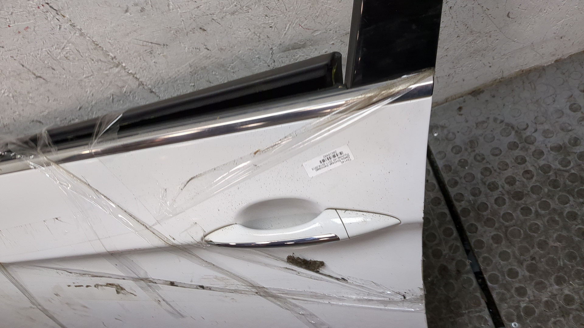 Дверь передняя левая